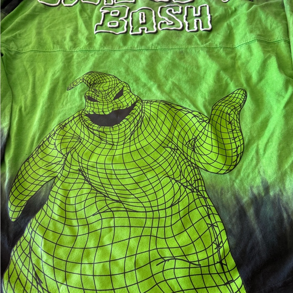 Disney Oogie Boogie Bash 2024 Spirit Jersey XXL Green Black Tie Dye NWT - Picture 7 of 10